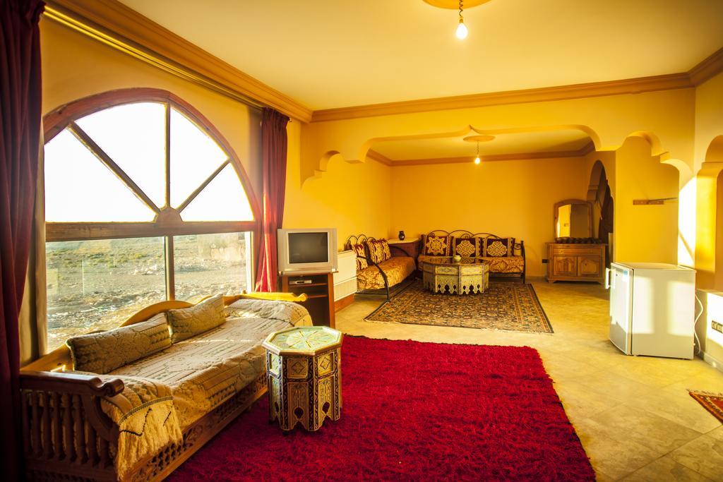 מידלת Hotel Kasbah Asmaa מראה חיצוני תמונה